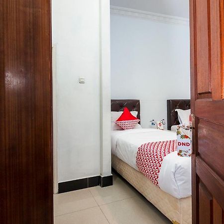 Oyo 1520 Hotel Kartini Tarutung Eksteriør bilde