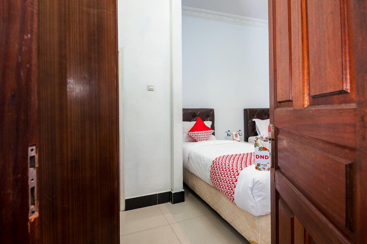 Oyo 1520 Hotel Kartini Tarutung Eksteriør bilde