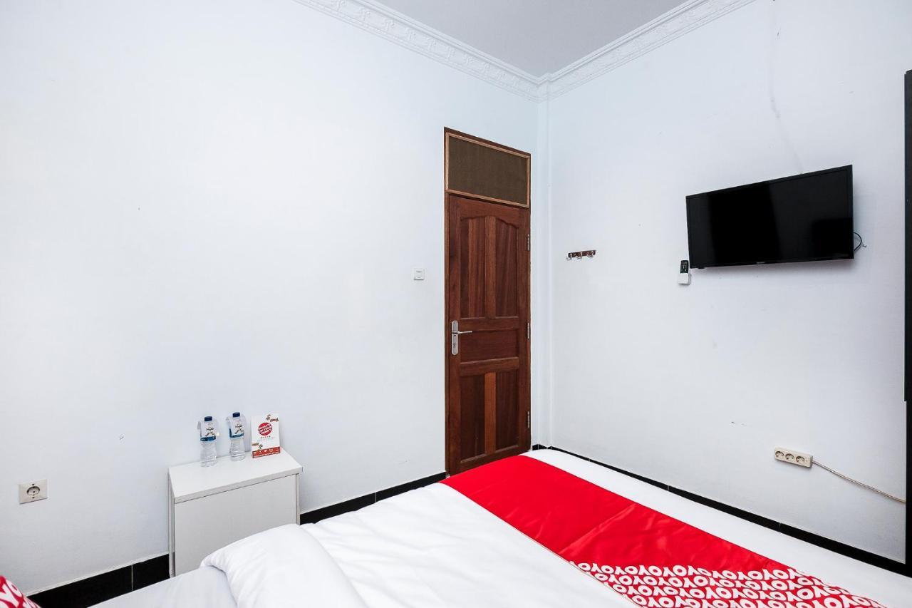 Oyo 1520 Hotel Kartini Tarutung Eksteriør bilde